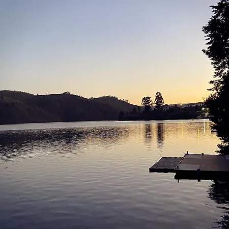 Вилла Blue House Феррейра-ду-Зезери