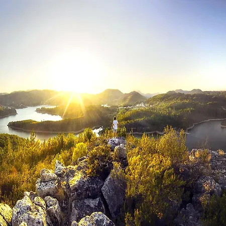 Blue House Феррейра-ду-Зезери