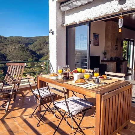 Вилла Blue House Феррейра-ду-Зезери