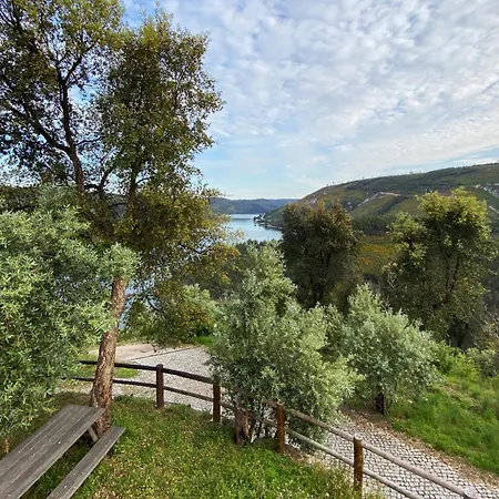 Blue House * Феррейра-ду-Зезери