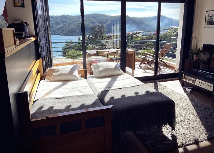 Blue House Villa Ferreira do Zêzere