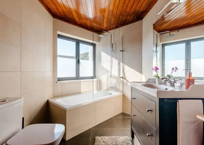 Blue House Ferreira do Zêzere